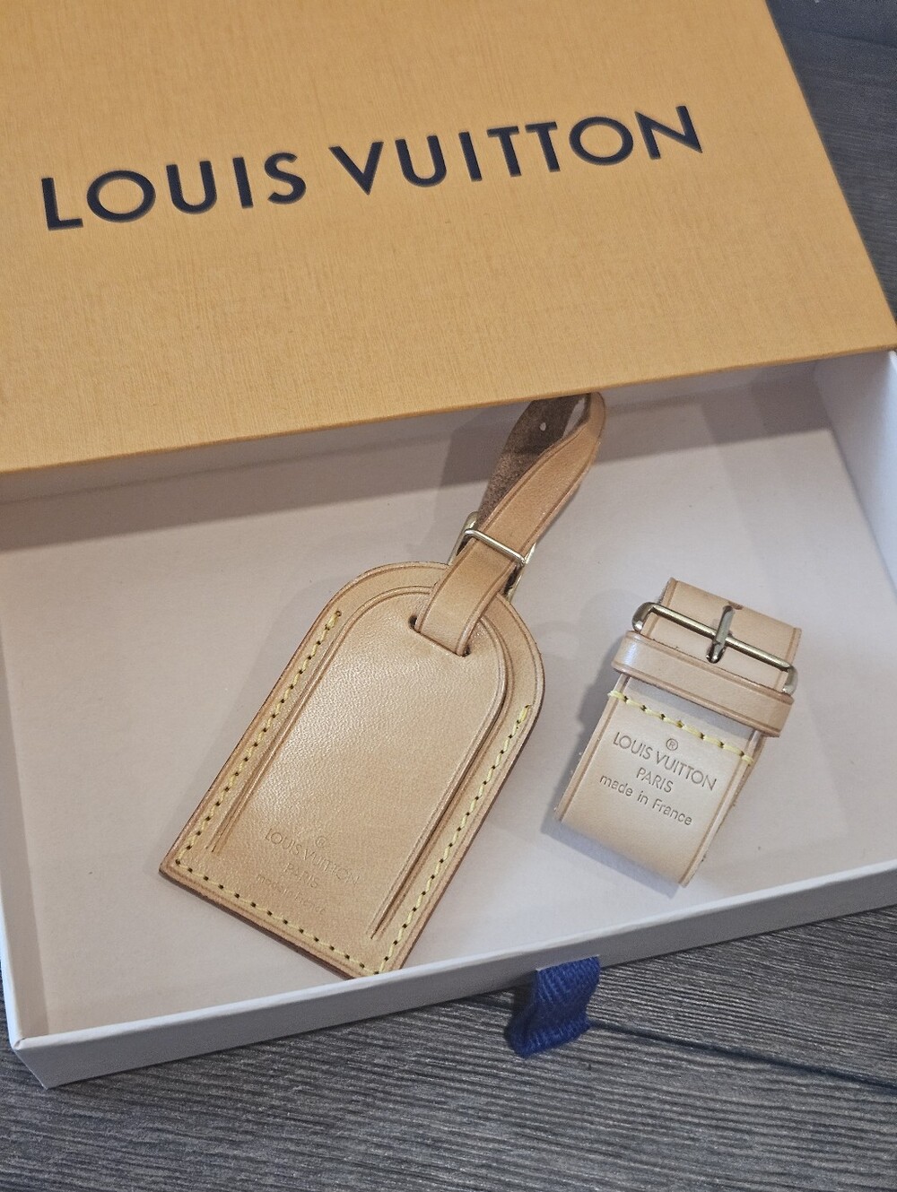 Louis Vuitton Natural Vachetta Leather Luggage Tag & Poignet Strap